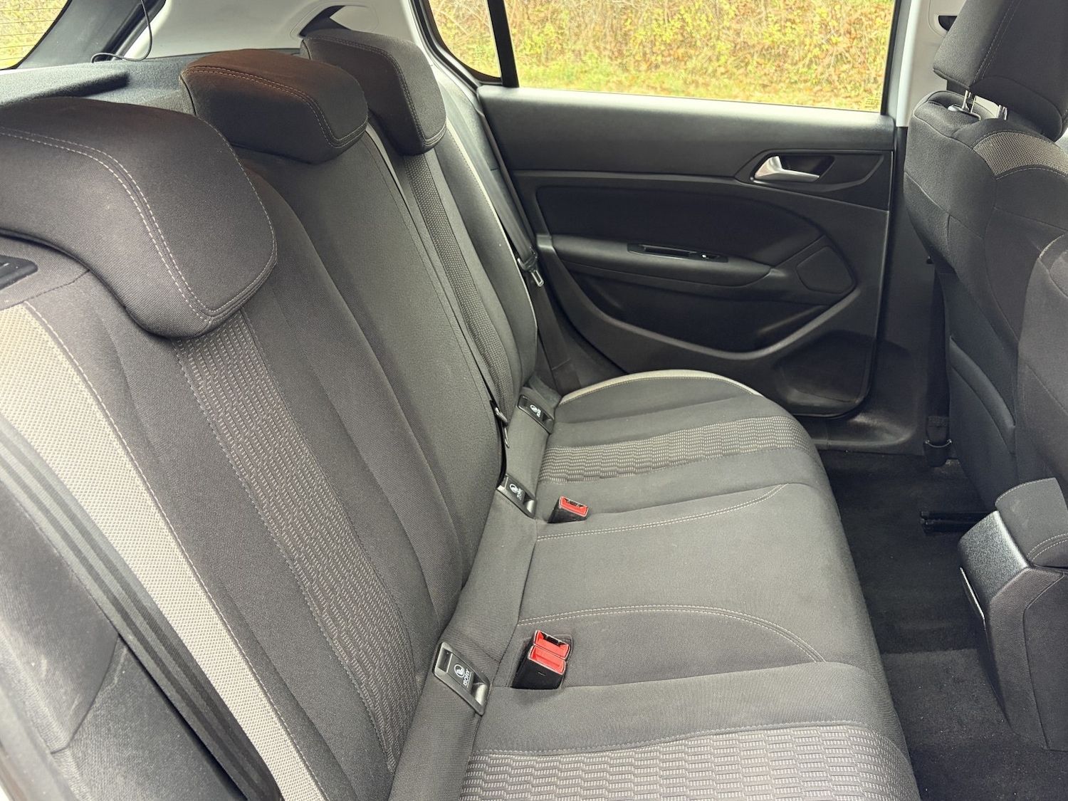 Used Peugeot 308 2015 for sale - 76662730: Photo 20