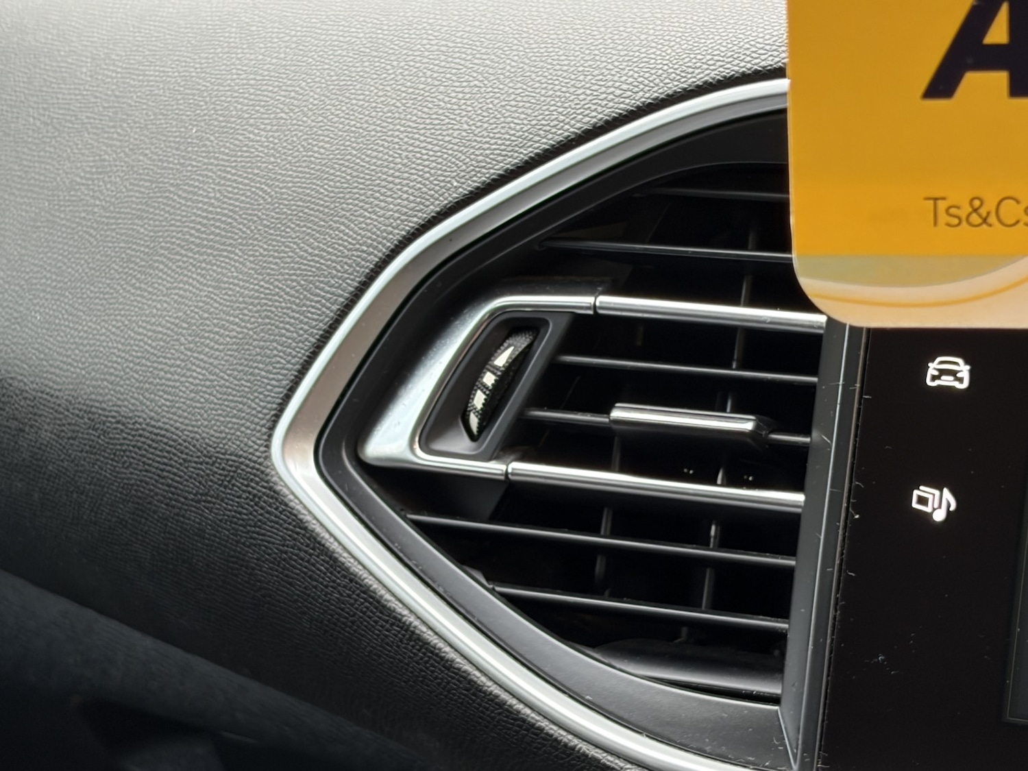 Used Peugeot 308 2015 for sale - 76662730: Photo 40