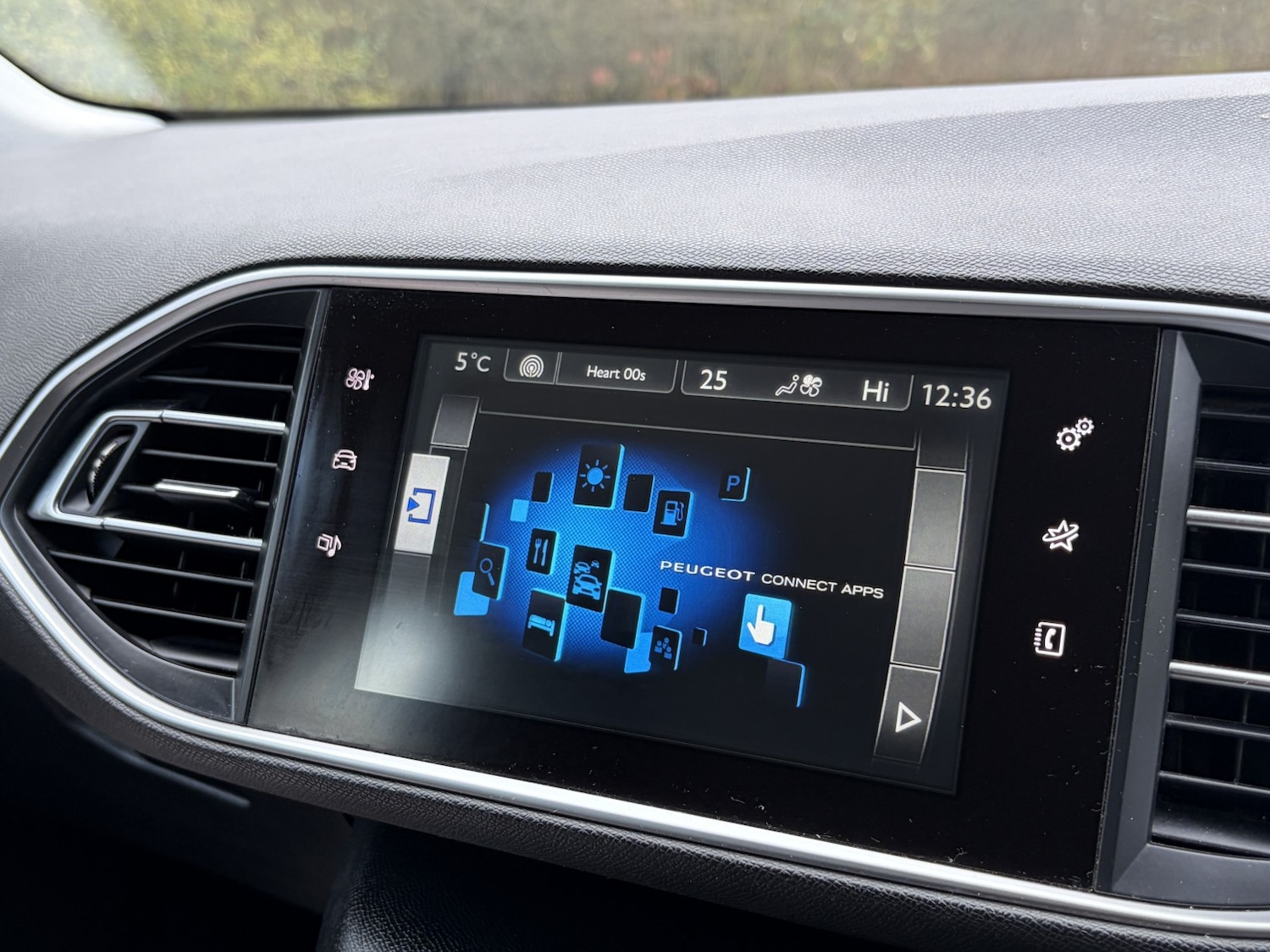 Used Peugeot 308 2015 for sale - 76662730: Photo 50