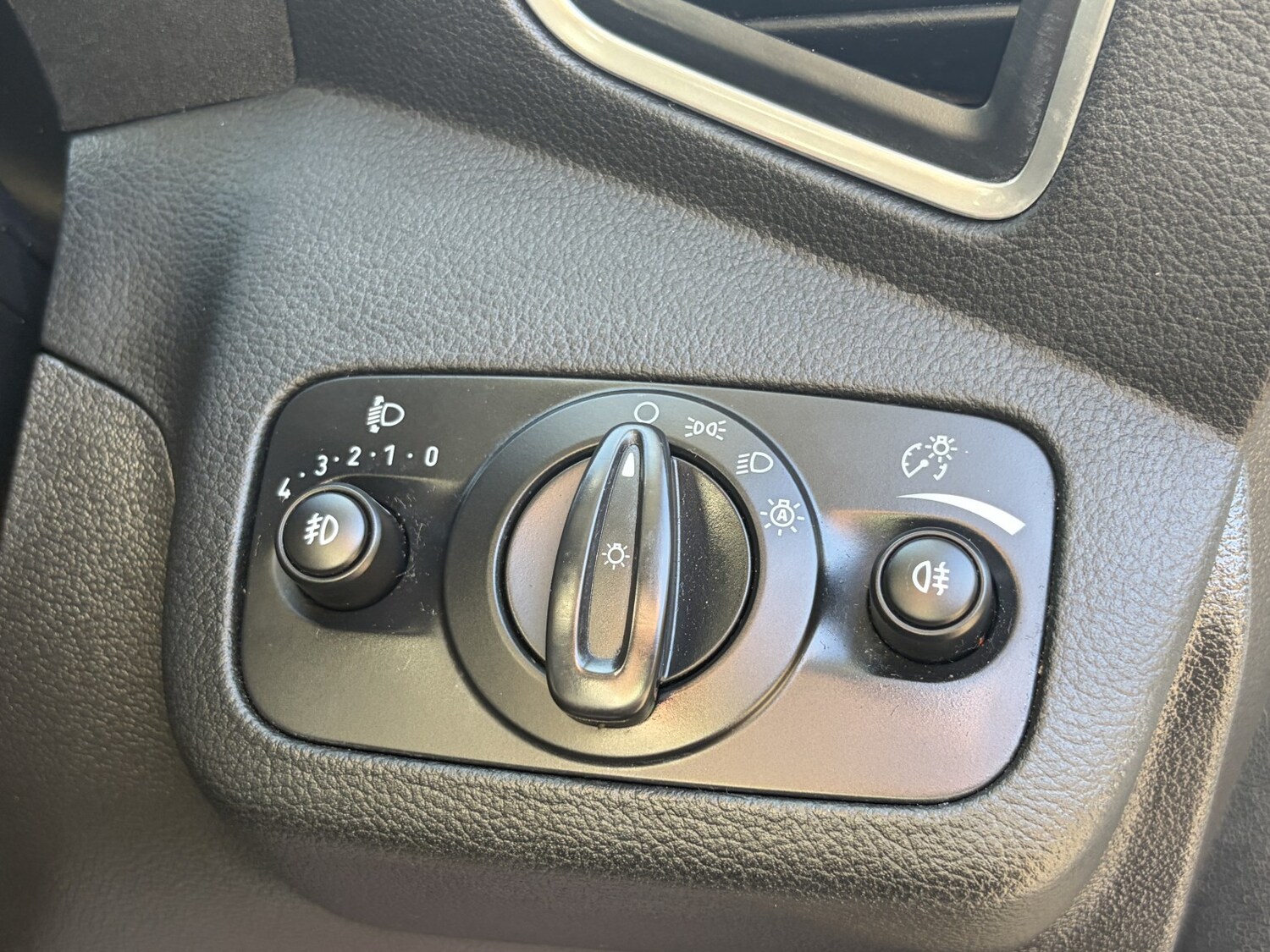 Used Ford Kuga 2014 for sale - 77729574: Photo 44