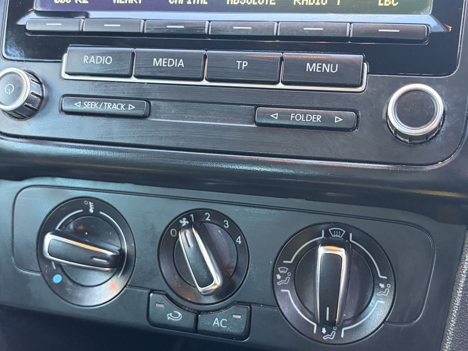 Used Volkswagen Polo 2012 for sale - 76662700: Photo 40