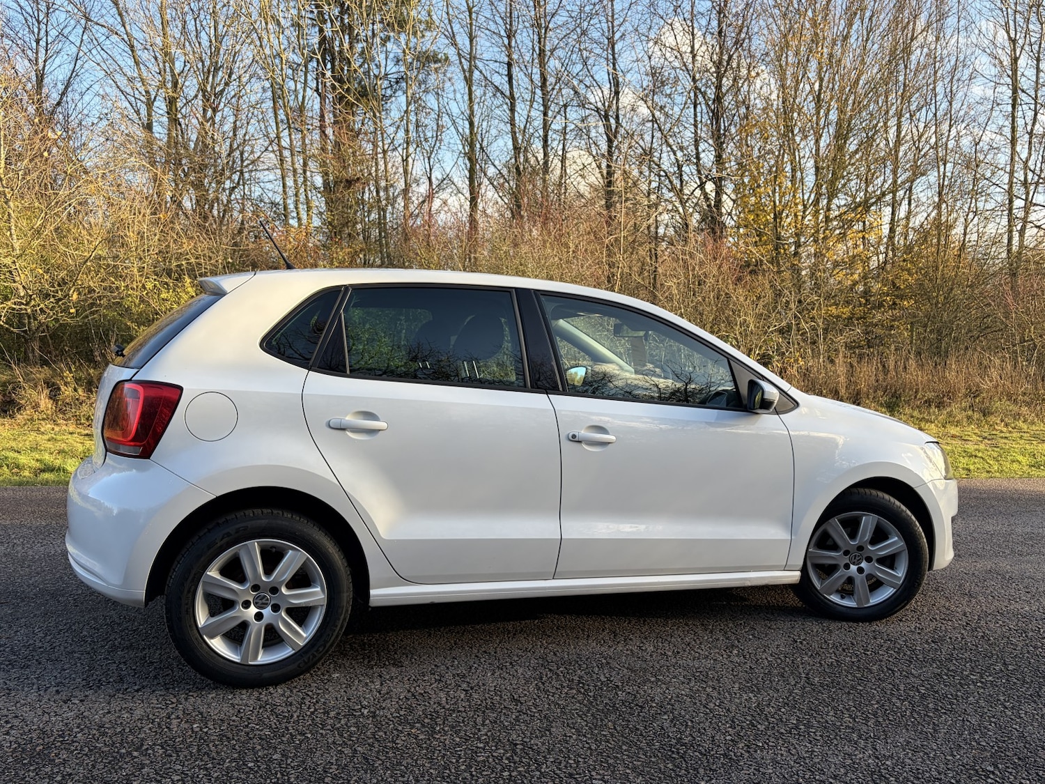 Used Volkswagen Polo 2013 for sale - 76830385: Photo 3