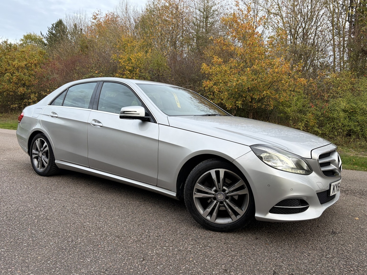 Used Mercedes-Benz E Class 2014 for sale - 76439896: Photo 1