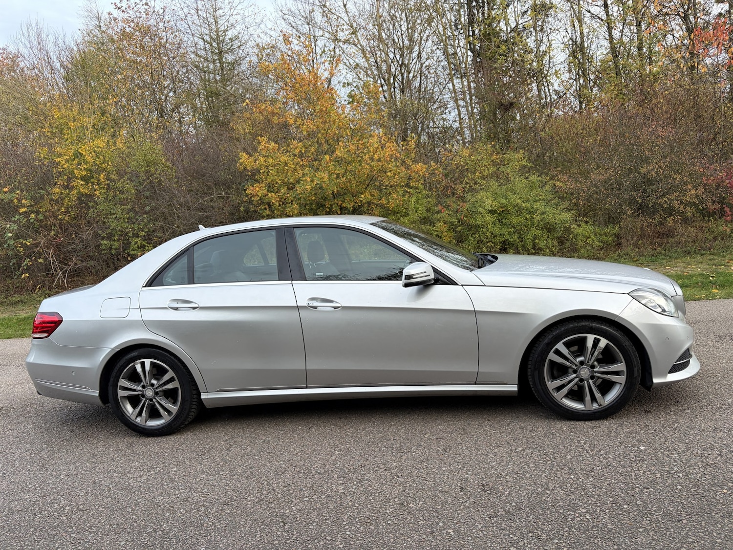Used Mercedes-Benz E Class 2014 for sale - 76439896: Photo 12