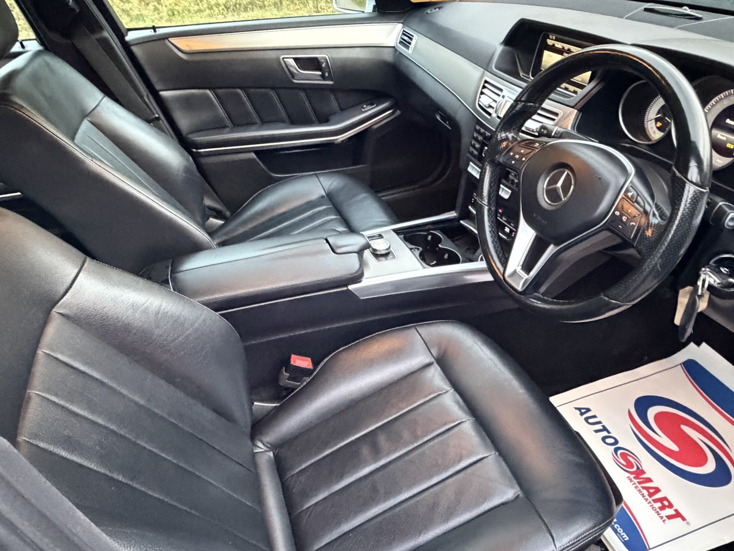 Used Mercedes-Benz E Class 2014 for sale - 76439896: Photo 26