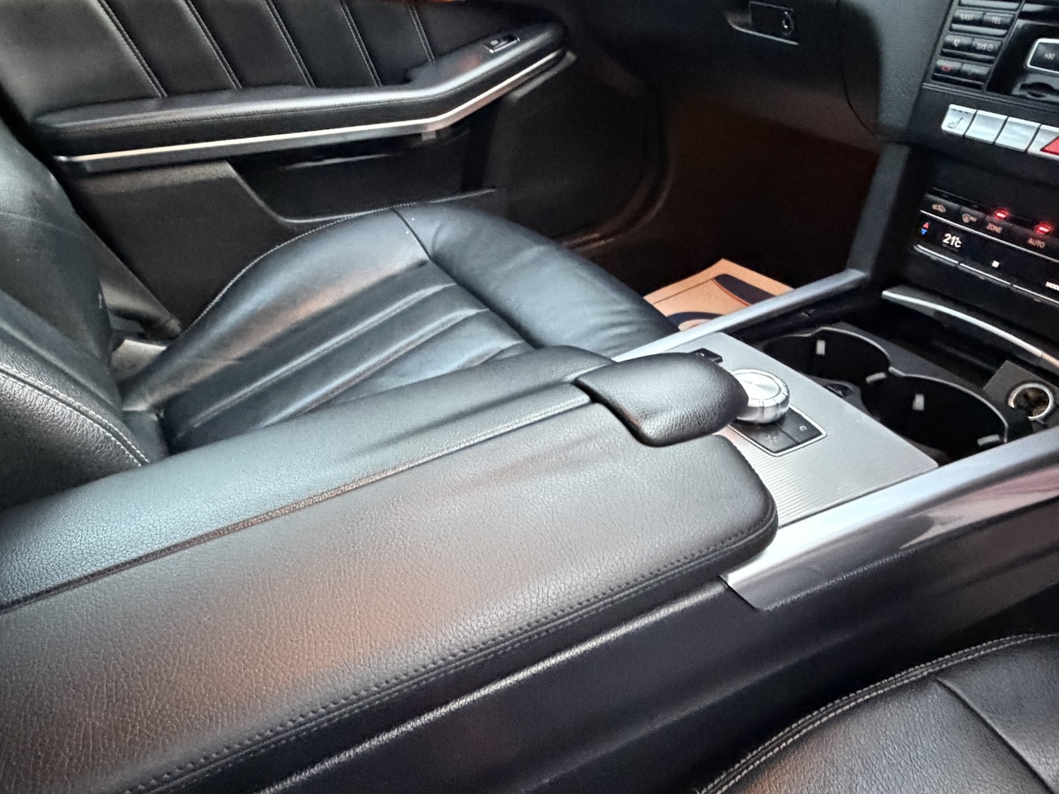 Used Mercedes-Benz E Class 2014 for sale - 76439896: Photo 28