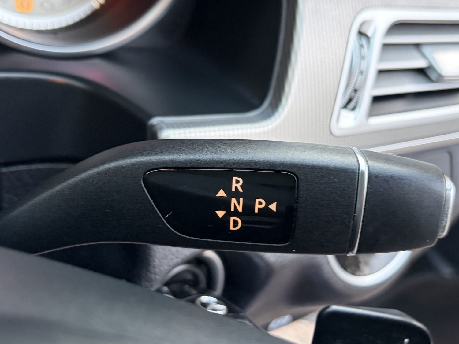 Used Mercedes-Benz E Class 2014 for sale - 76439896: Photo 30