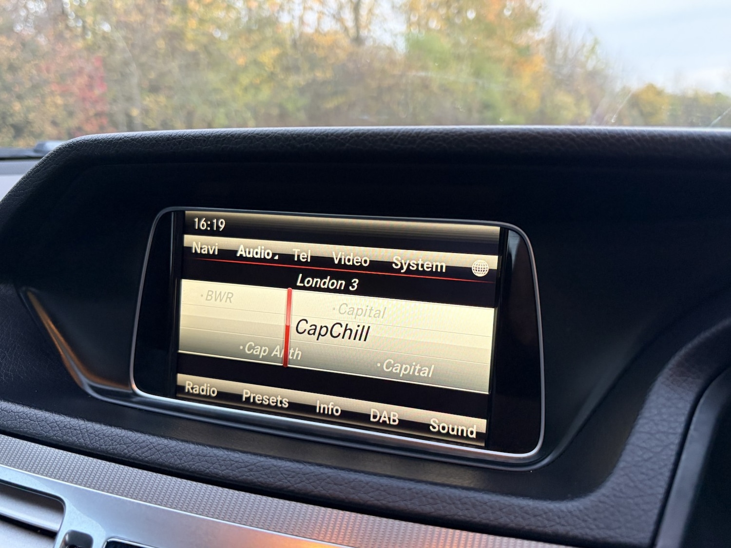 Used Mercedes-Benz E Class 2014 for sale - 76439896: Photo 40