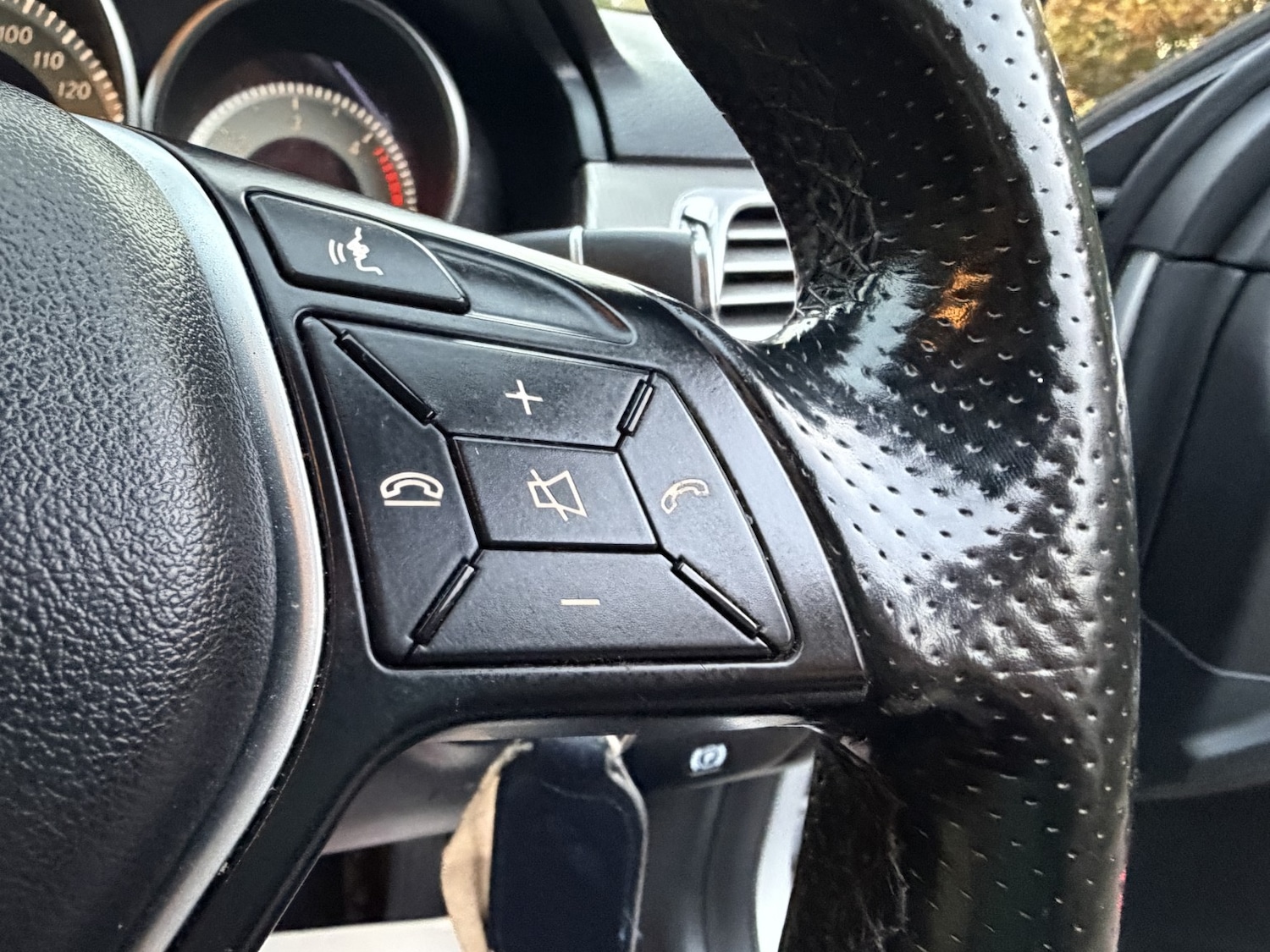 Used Mercedes-Benz E Class 2014 for sale - 76439896: Photo 43