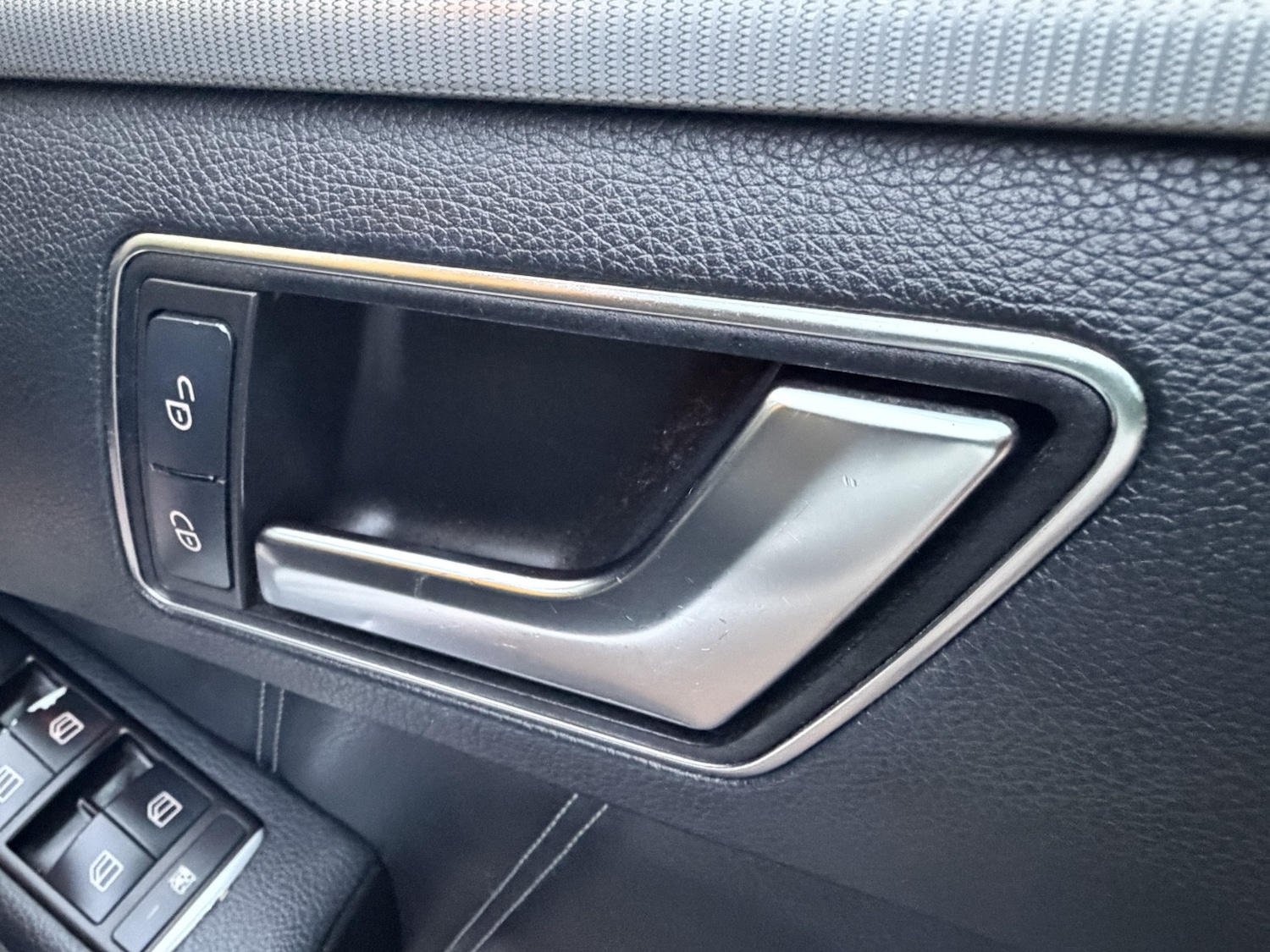 Used Mercedes-Benz E Class 2014 for sale - 76439896: Photo 47