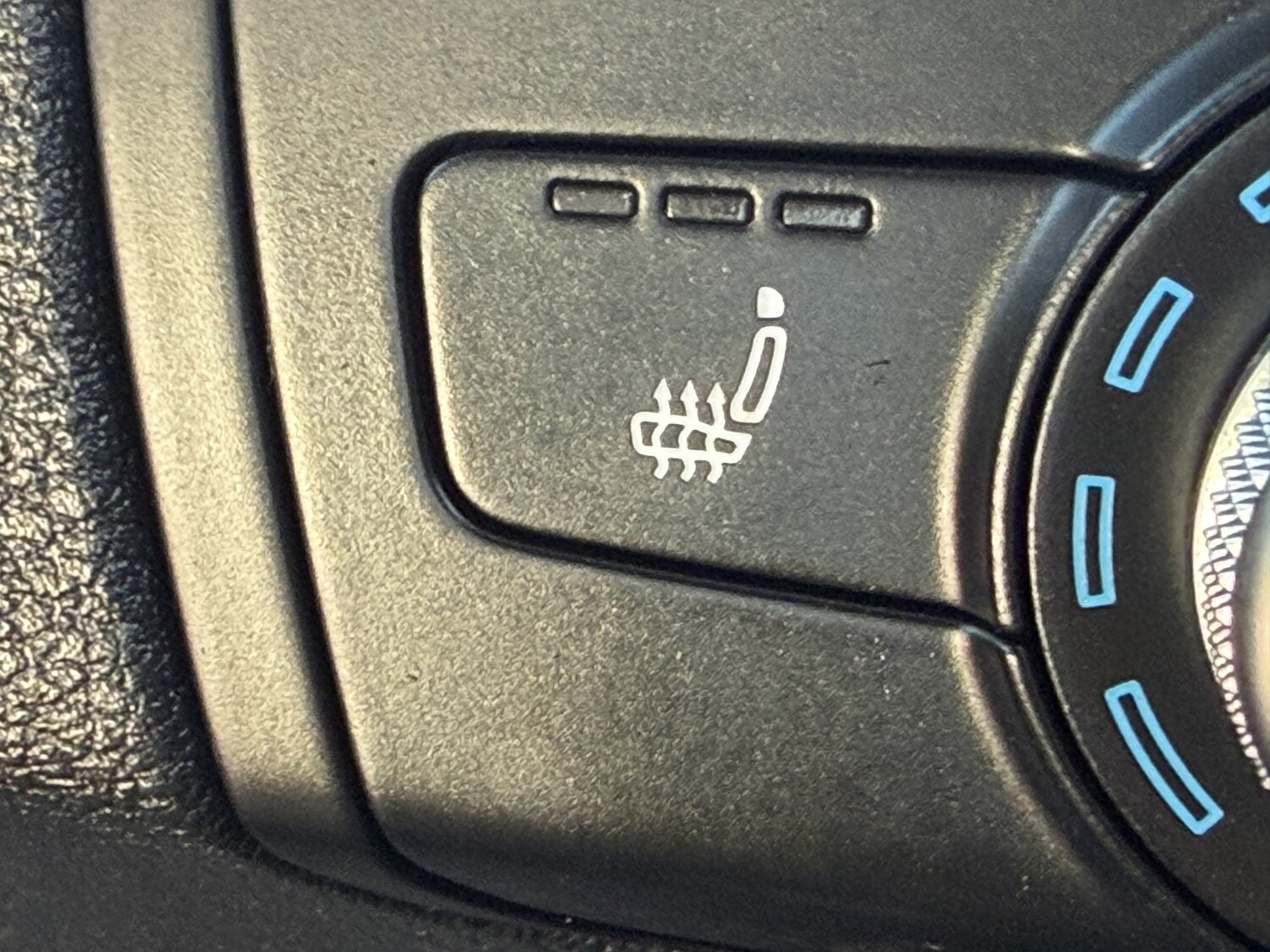 Used Audi Q2 2020 for sale - 77945717: Photo 65