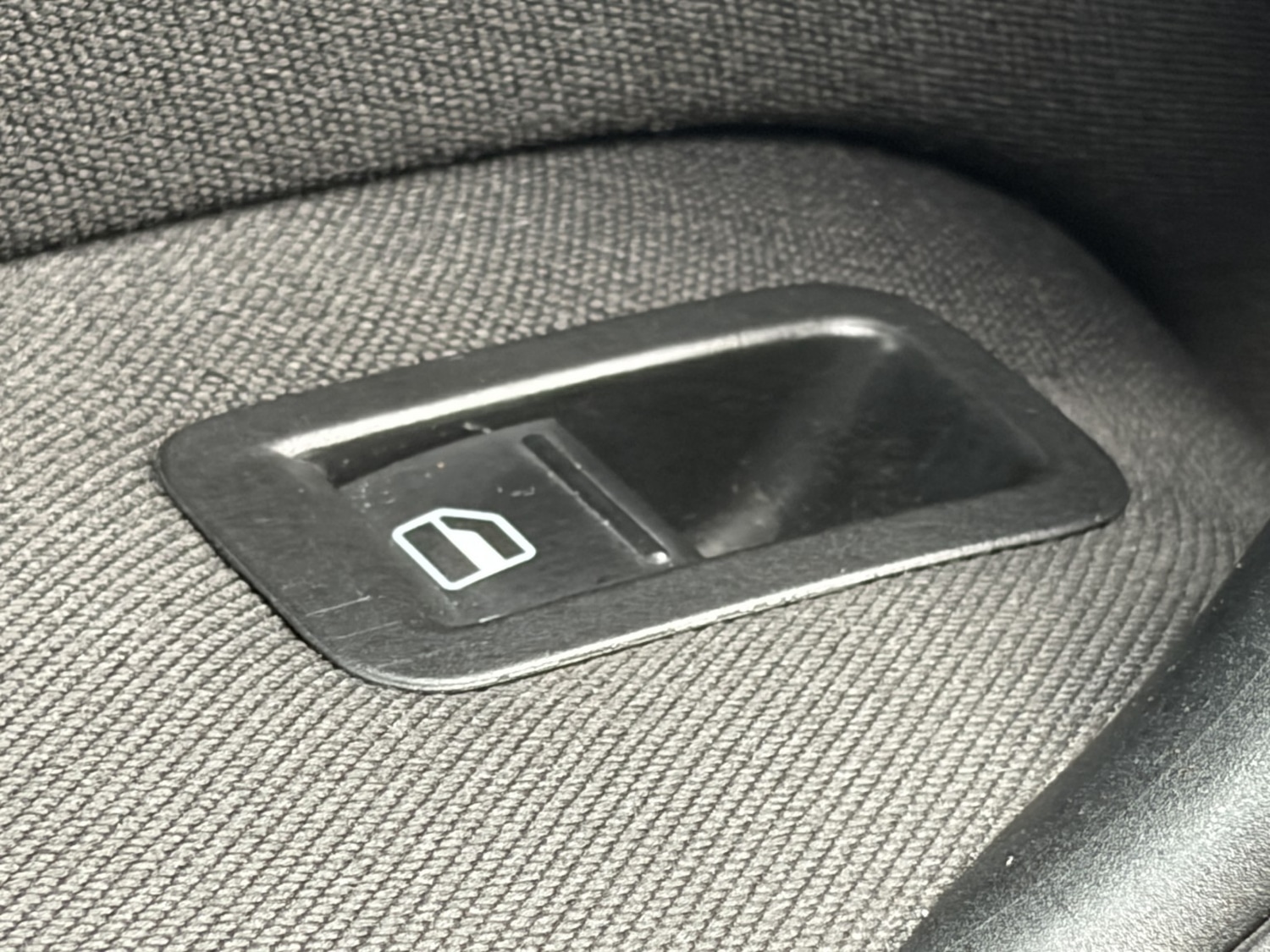 Used Volkswagen Polo 2010 for sale - 76439968: Photo 33