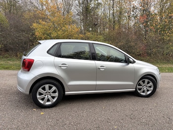 Used Volkswagen Polo 2010 for sale - 76439968: Photo