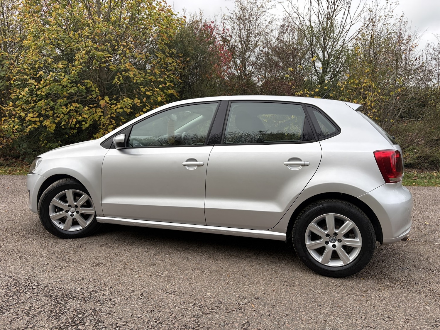 Used Volkswagen Polo 2010 for sale - 76439968: Photo 9