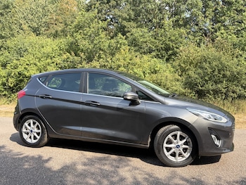 Used Ford Fiesta 2018 for sale - 79320386: Photo