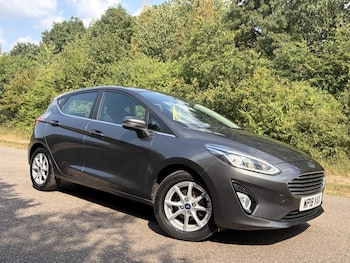Used Ford Fiesta 2018 for sale - 79320386: Photo