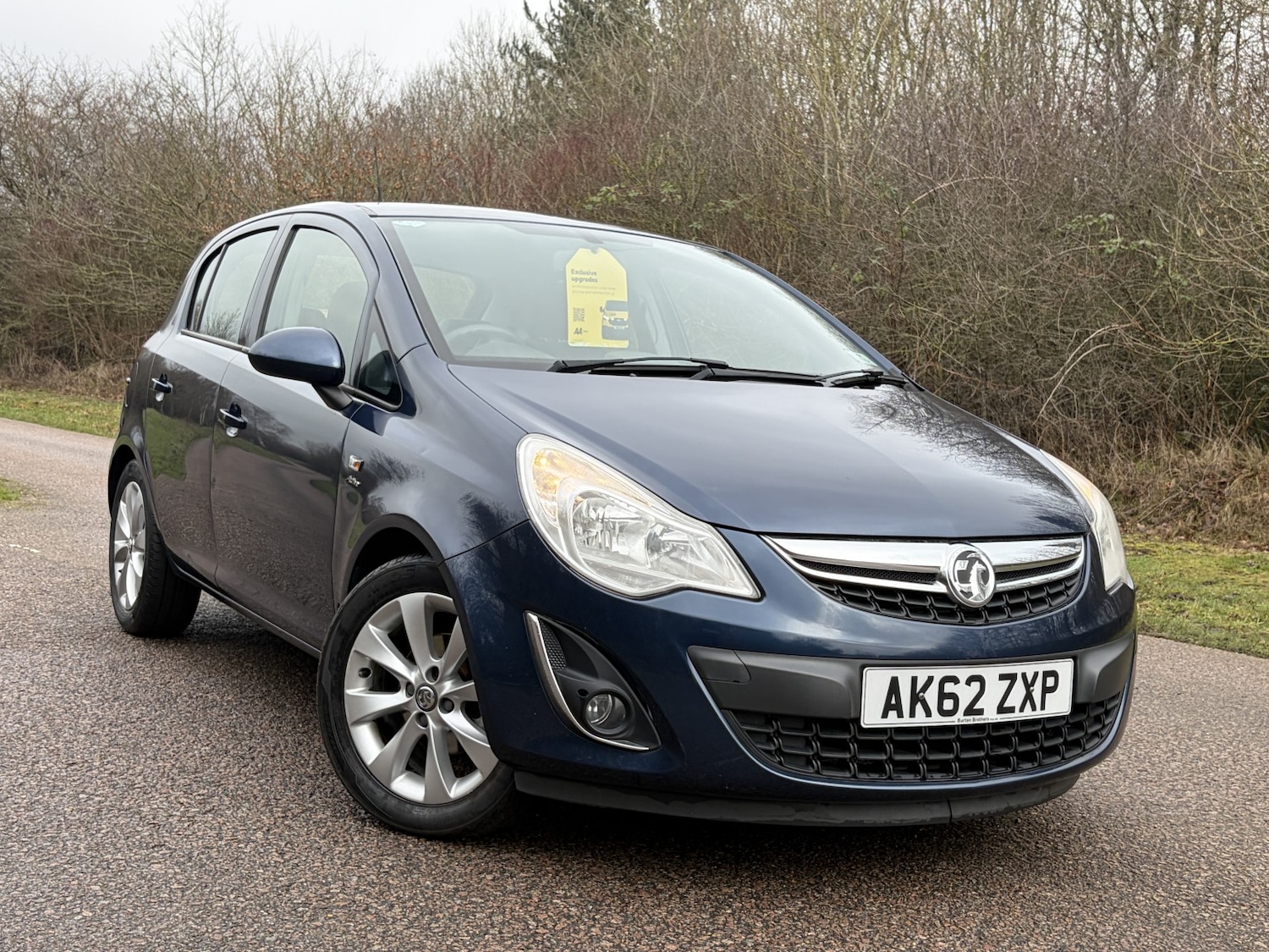Used Vauxhall Corsa 2012 for sale - 77350096: Photo 3