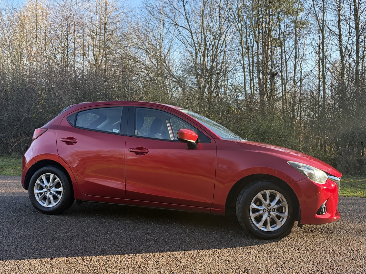 Used Mazda Mazda2 2015 for sale - 76918428: Photo 1