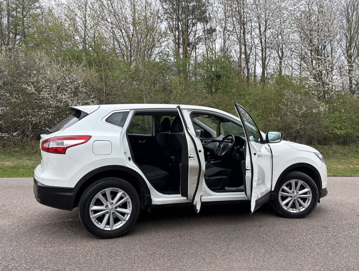 Used Nissan Qashqai 2014 for sale - 78190613: Photo 5