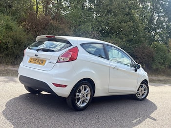Used Ford Fiesta 2015 for sale - 79731921: Photo