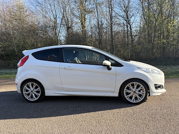 Used Ford Fiesta 2014 for sale - 76662715: Photo
