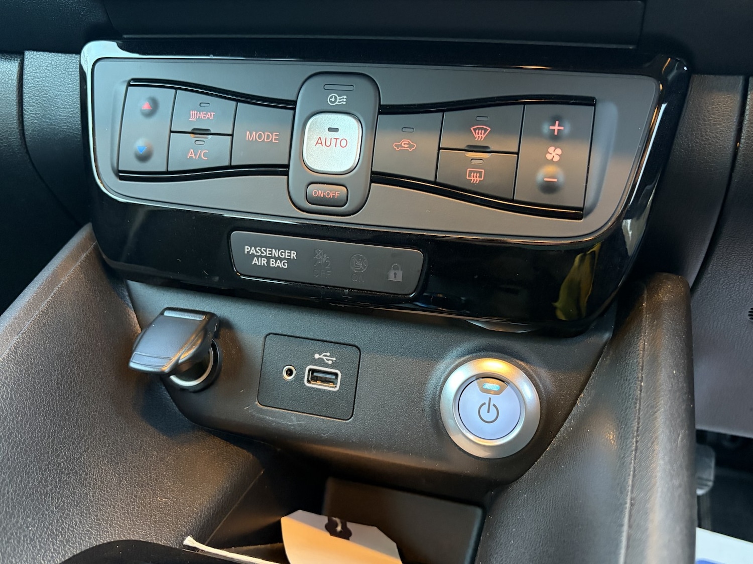 Used Nissan Leaf 2020 for sale - 77282703: Photo 38