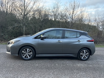 Used Nissan Leaf 2020 for sale - 77282703: Photo