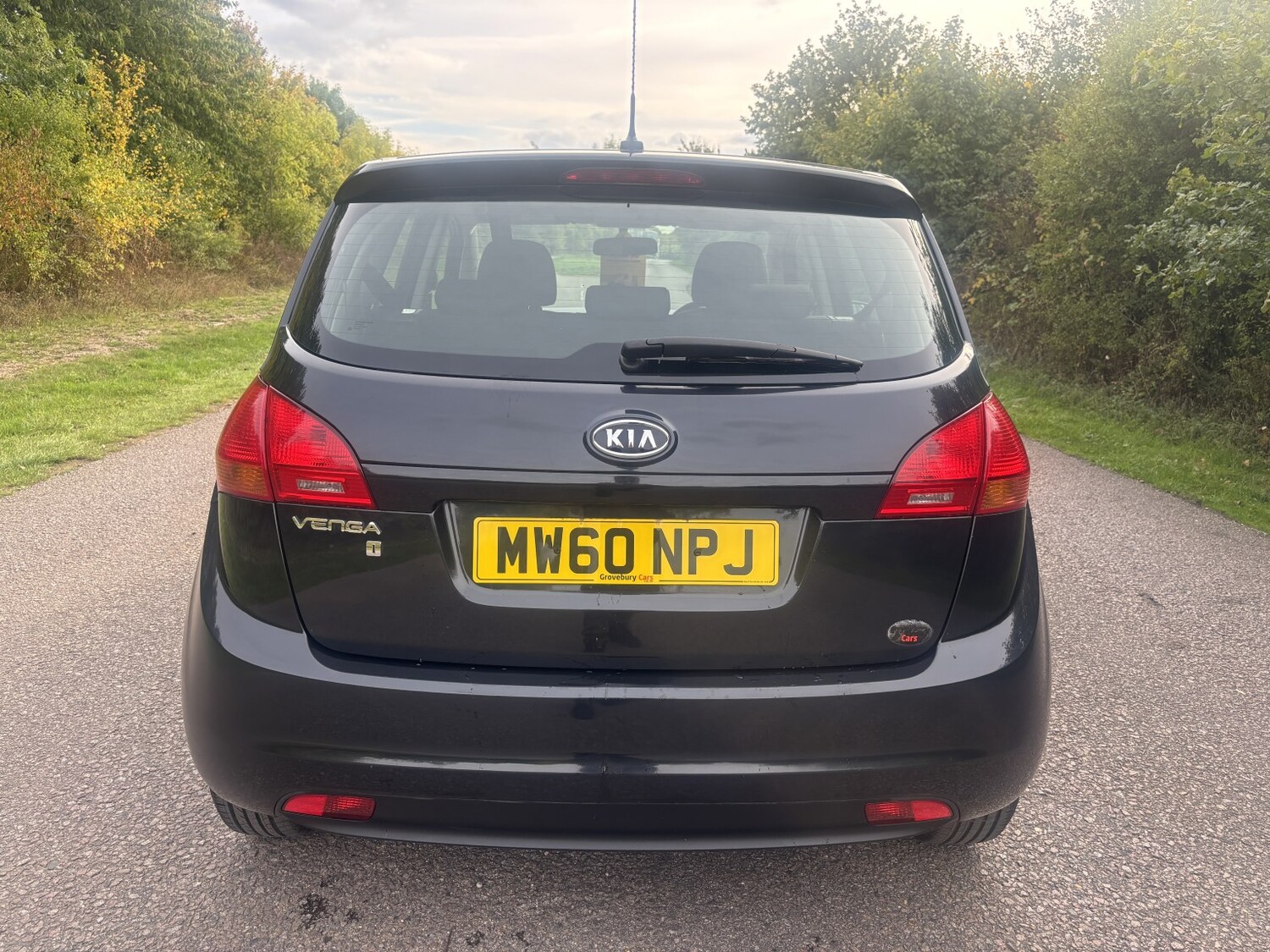 Used Kia Venga 2011 for sale - 78190610: Photo 11