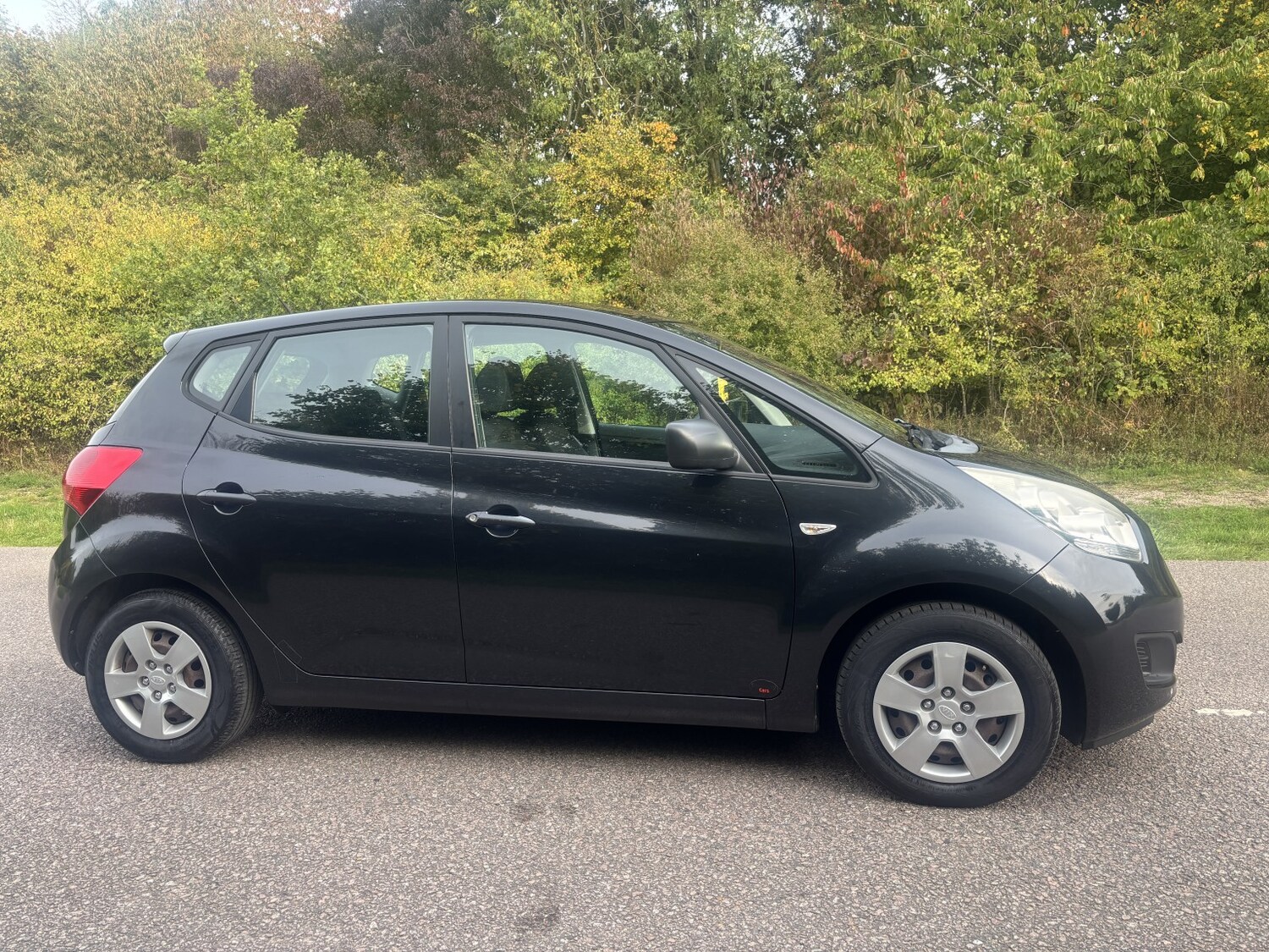 Used Kia Venga 2011 for sale - 78190610: Photo 13