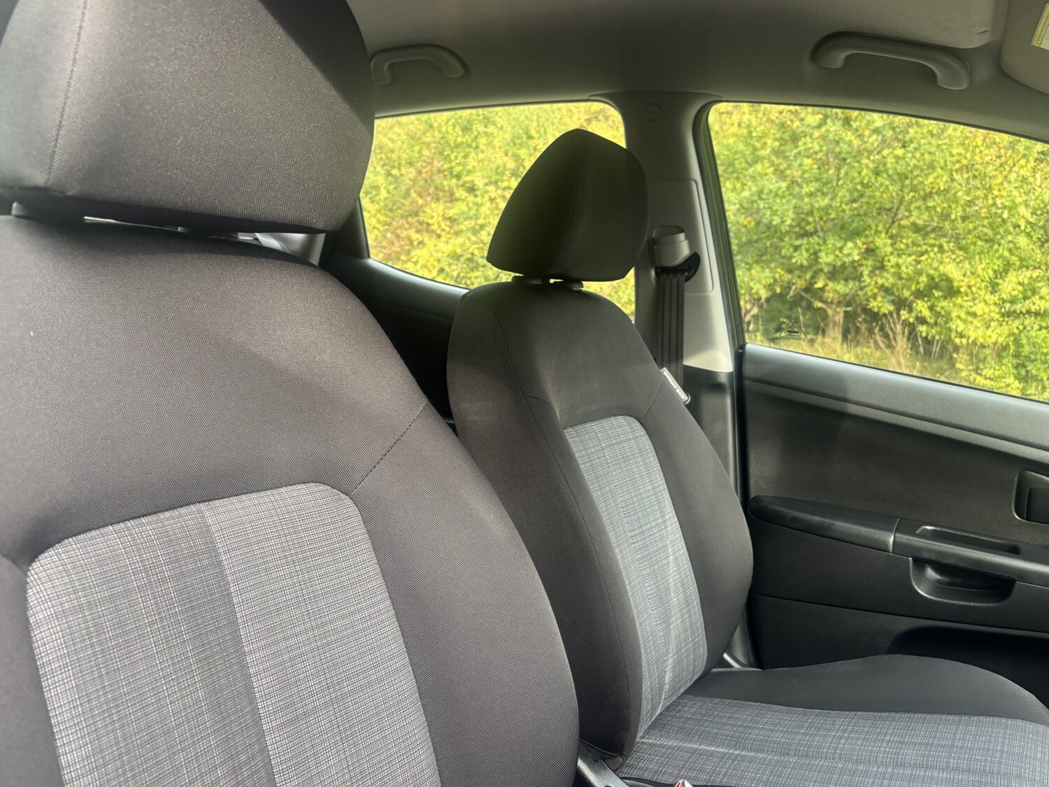 Used Kia Venga 2011 for sale - 78190610: Photo 34