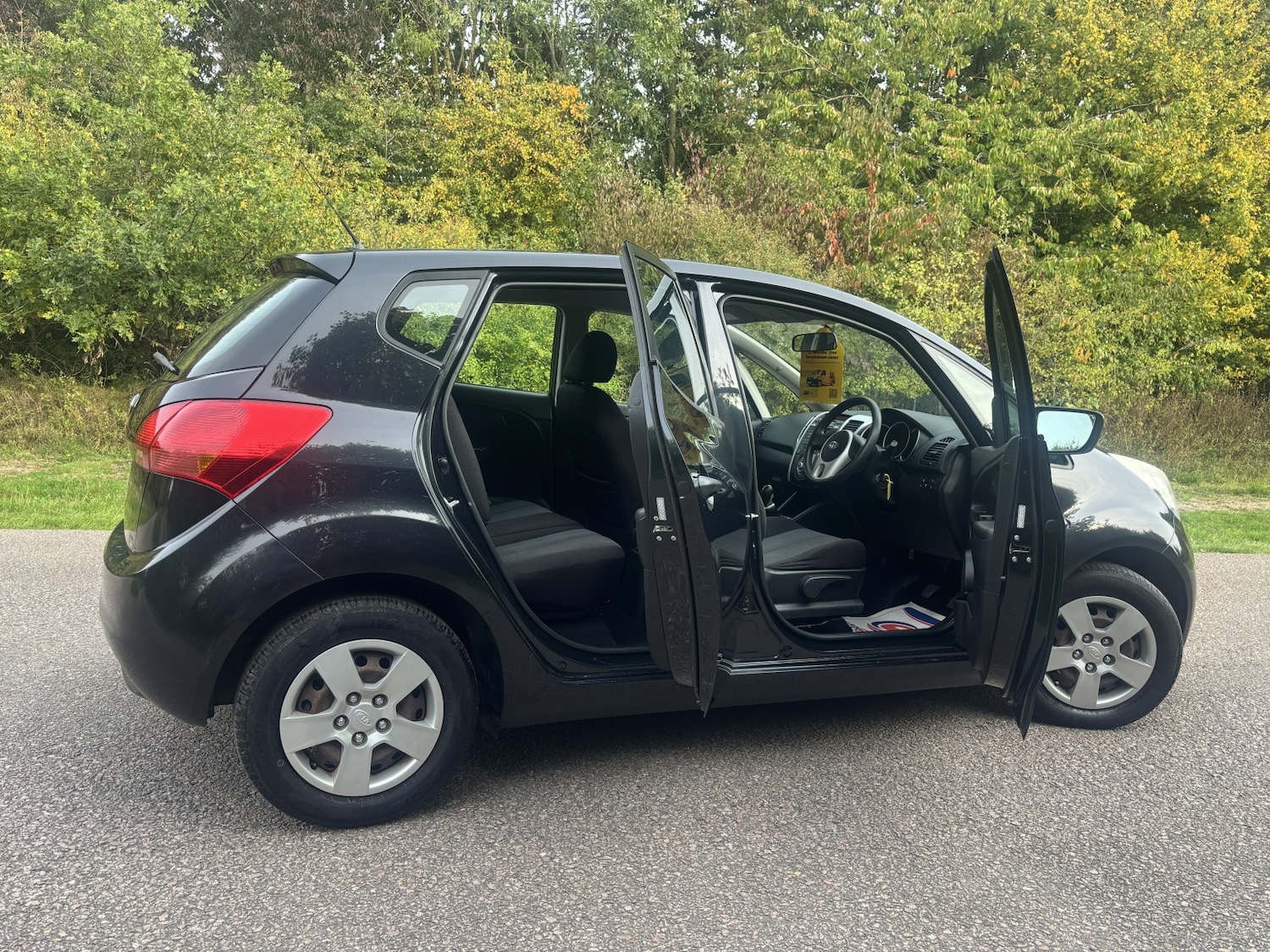 Used Kia Venga 2011 for sale - 78190610: Photo 5