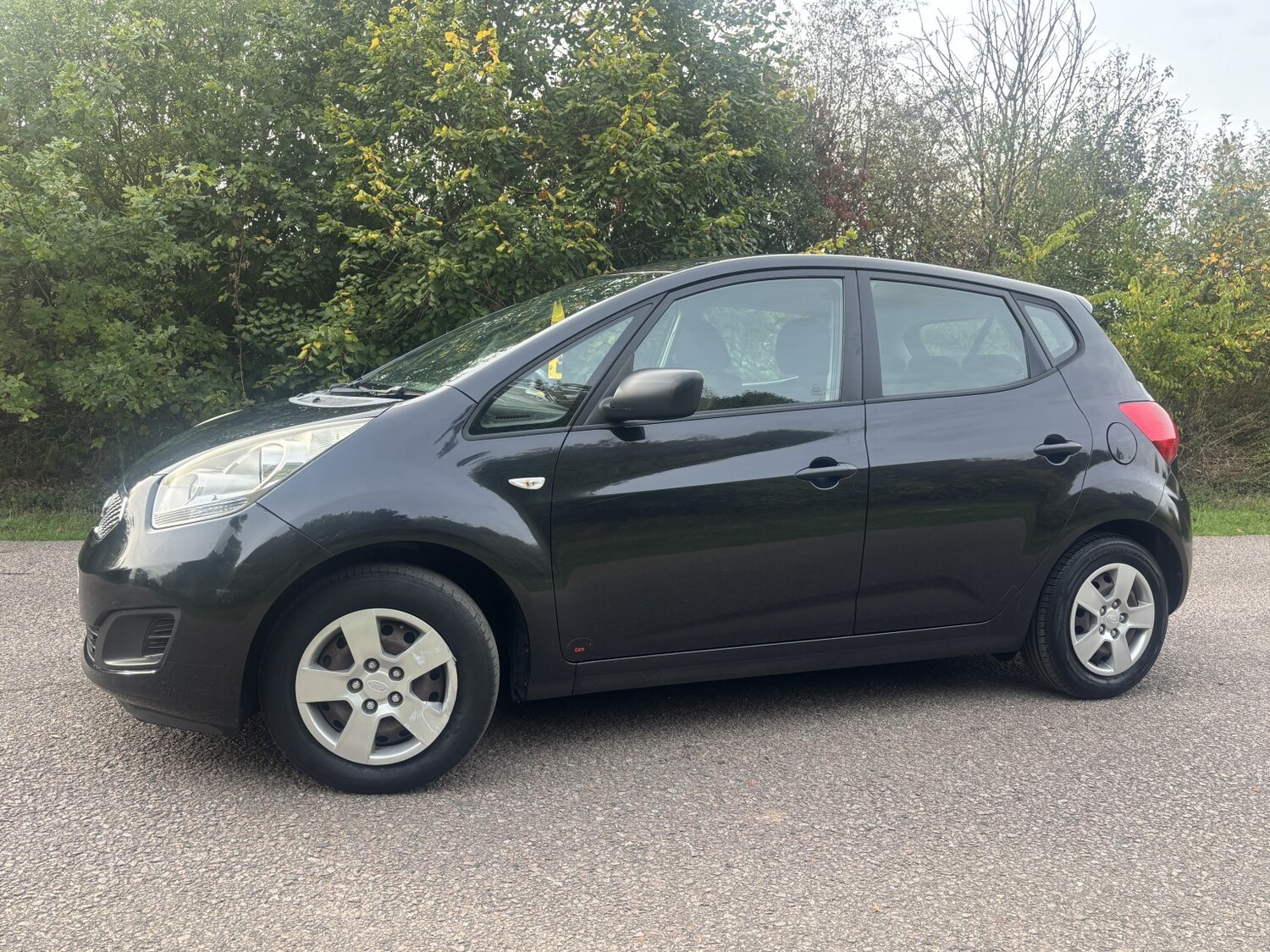 Used Kia Venga 2011 for sale - 78190610: Photo 8