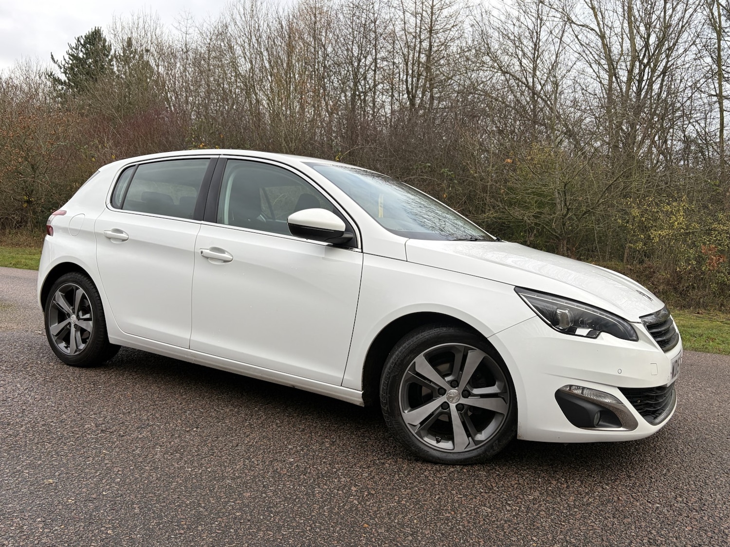 Used Peugeot 308 2015 for sale - 76979550: Photo 2