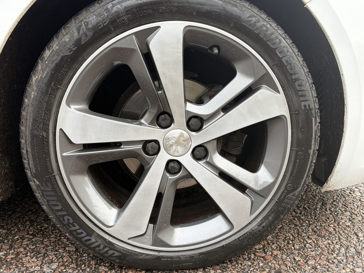 Used Peugeot 308 2015 for sale - 76979550: Photo 24