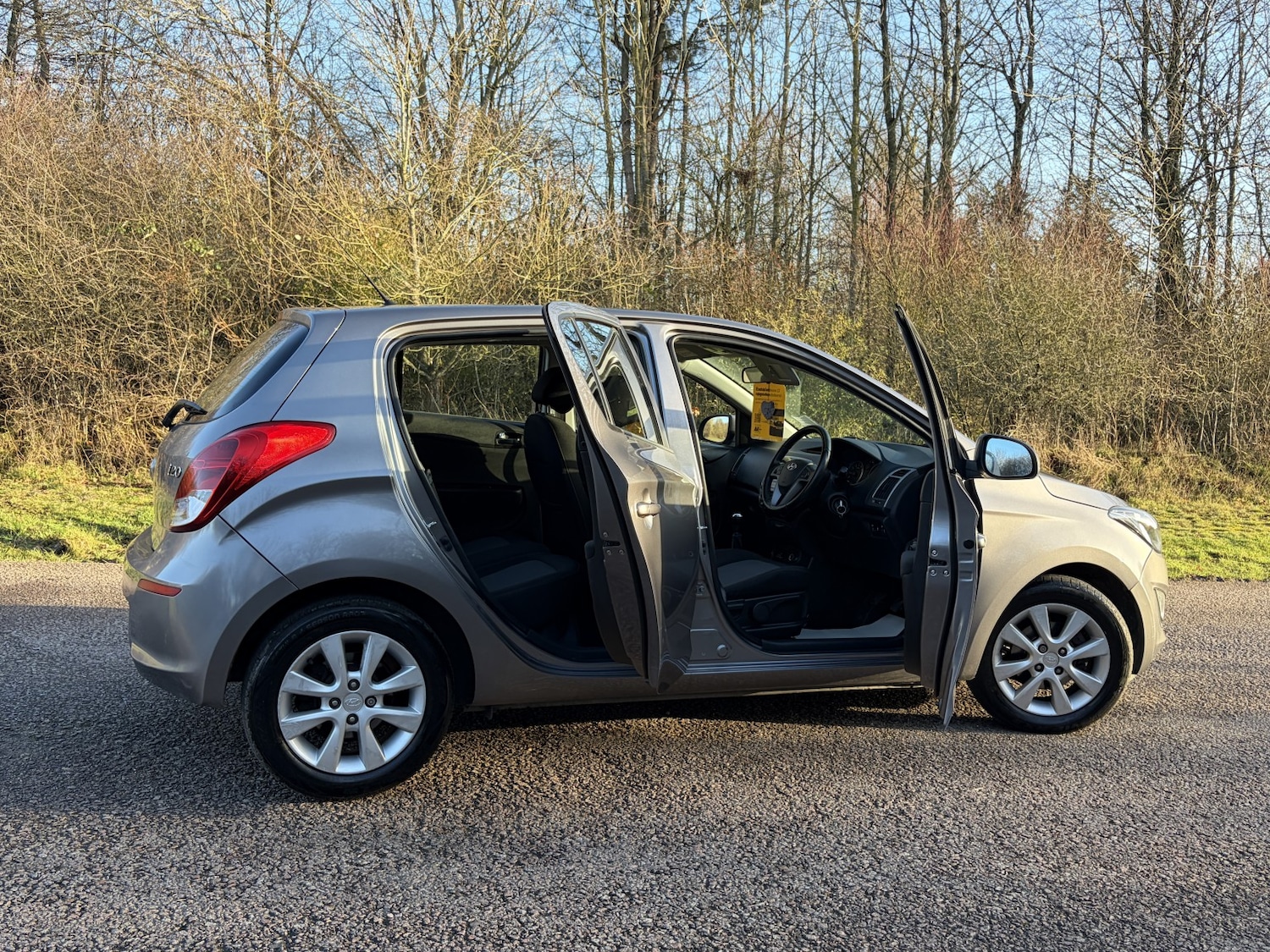 Used Hyundai i20 2014 for sale - 77023145: Photo 5