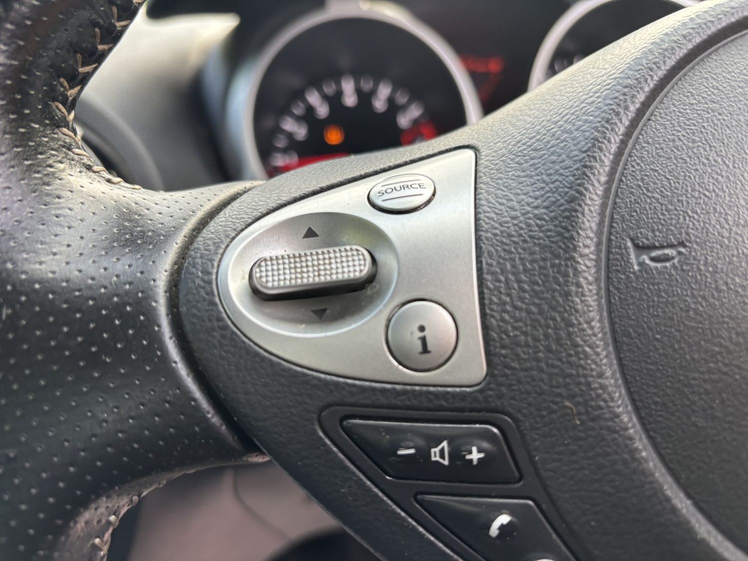 Used Nissan Juke 2016 for sale - 76402173: Photo 29