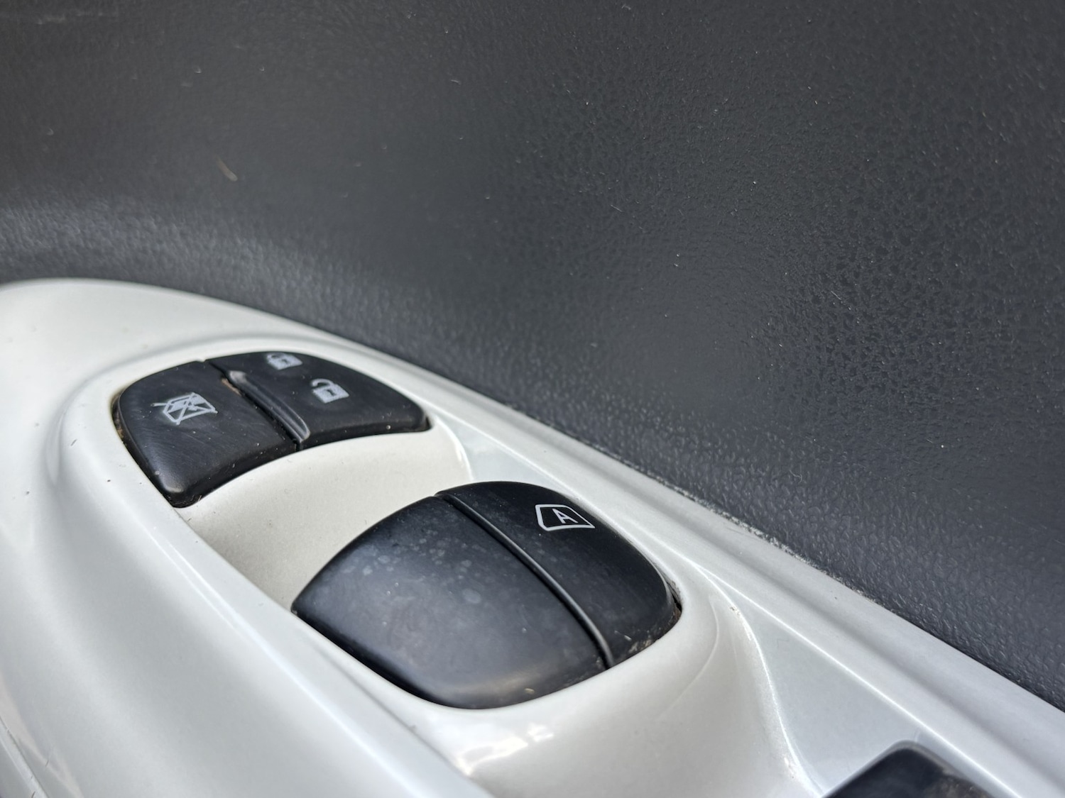 Used Nissan Juke 2016 for sale - 76402173: Photo 34