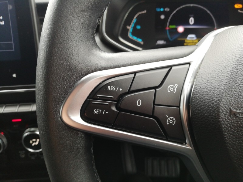 Used Renault Clio 2021 for sale - 77939066: Photo 19