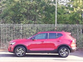 Used Volvo XC40 2023 for sale - 79481350: Photo