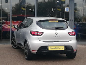 Used Renault Clio 2017 for sale - 76321609: Photo