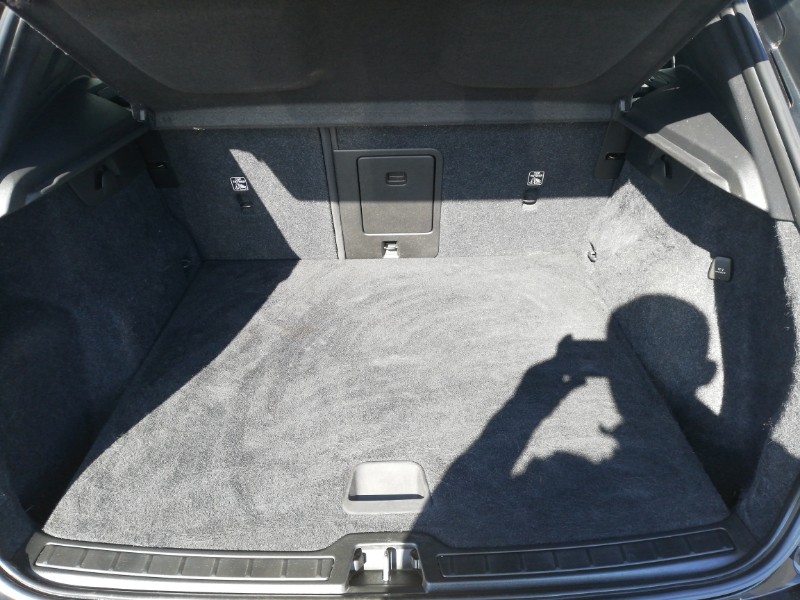 Used Volvo XC40 2021 for sale - 77751050: Photo 8