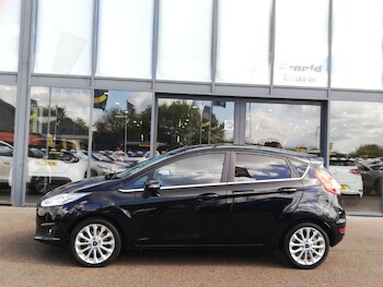 Used Ford Fiesta 2016 for sale - 78580365: Photo