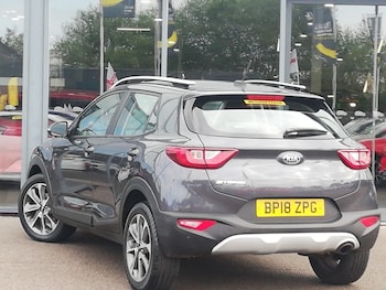 Used Kia Stonic 2018 for sale - 79411814: Photo