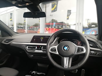 Used BMW 1 Series 2024 for sale - 76233765: Photo 2