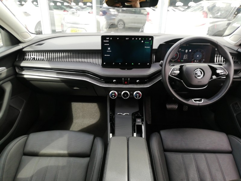 Used Skoda Superb 2024 for sale - 78079961: Photo 2