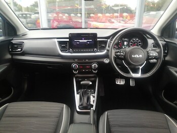 Used Kia Stonic 2024 for sale - 75914343: Photo