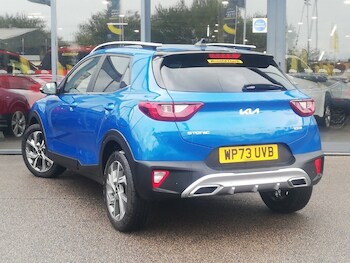Used Kia Stonic 2024 for sale - 75914343: Photo
