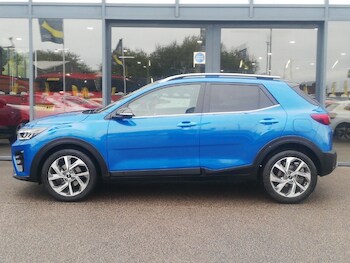 Used Kia Stonic 2024 for sale - 75914343: Photo
