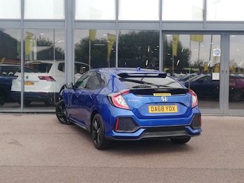 Used Honda Civic 2019 for sale - 76083466: Photo 3
