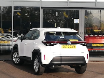 Used Toyota Yaris Cross 2022 for sale - 76959328: Photo